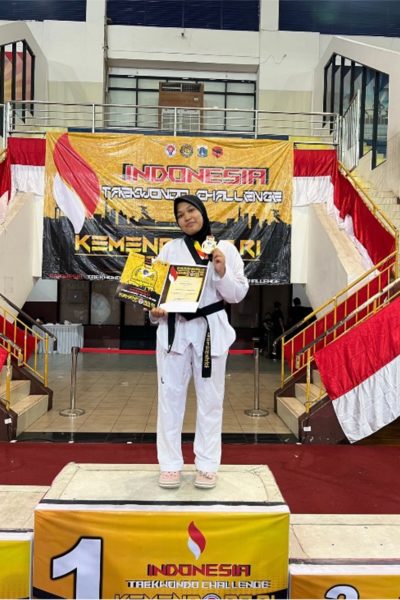 Juara 1 Maya Ayu Ardira Indonesia Taekwondo Challenge Kemenpora Cup