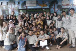 Read more about the article Bangun Generasi Muda yang CERIA, HIMAJEM Lakukan Kegiatan Mengajar di Yayasan Indonesia Hijau (Sekolah Bersama)