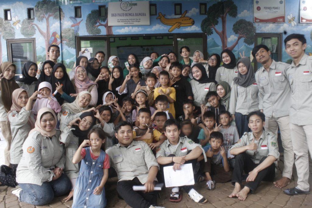 You are currently viewing Bangun Generasi Muda yang CERIA, HIMAJEM Lakukan Kegiatan Mengajar di Yayasan Indonesia Hijau (Sekolah Bersama)