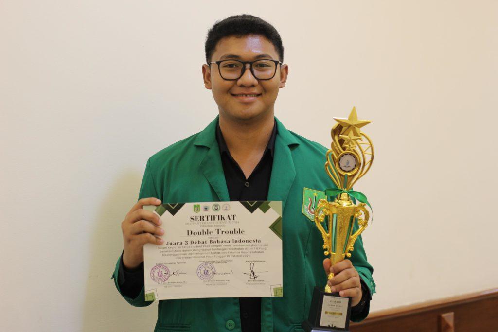 Muhammad Azka Najhan, Mahasiswa Akuntansi UNAS, Raih Juara 3 Lomba Debat Bahasa Indonesia di Teras Student 2024